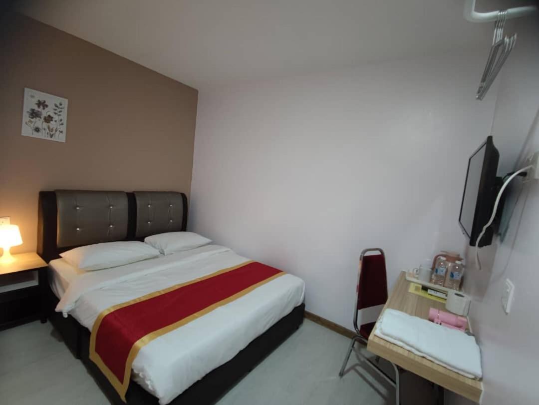 Hotel Ching Hua Segamat Esterno foto